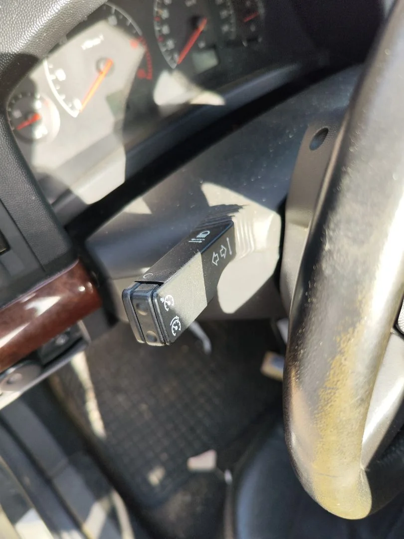 Foto de MANDO MULTIFUNCION OPEL VECTRA C BERLINA 2.2 16V DTI CAT (Y 22 DTR / L50) (125 CV / 92 KW)