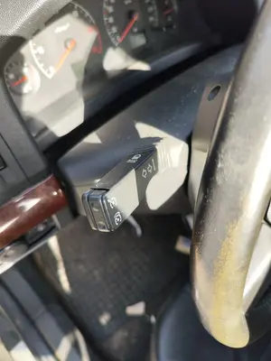 Foto de MANDO MULTIFUNCION OPEL VECTRA C BERLINA 2.2 16V DTI CAT (Y 22 DTR / L50) (125 CV / 92 KW)