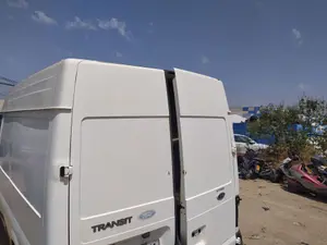 Foto de PORTON TRASERO DERECHO FORD TRANSIT FURGÓN CORTO (FY) 2.0 TDE CAT (101 CV / 74 KW) referencia 4552637