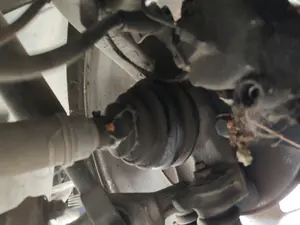 Foto de PINZA DE FRENO DELANTERA DERECHA AUDI A6 BERLINA (4B2) 2.4 V6 30V (165 CV / 121 KW)
