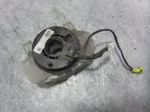 Foto de ANILLO AIRBAG NISSAN PRIMERA BERLINA (P12) 2.2 16V Turbodiesel CAT (126 CV / 93 KW) referencia 25560AV765