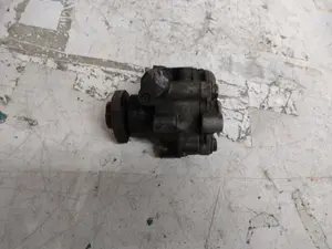 Foto de BOMBA DIRECCION SKODA OCTAVIA BERLINA (1U2) 1.9 TDI (90 CV / 66 KW) referencia 1JD422154