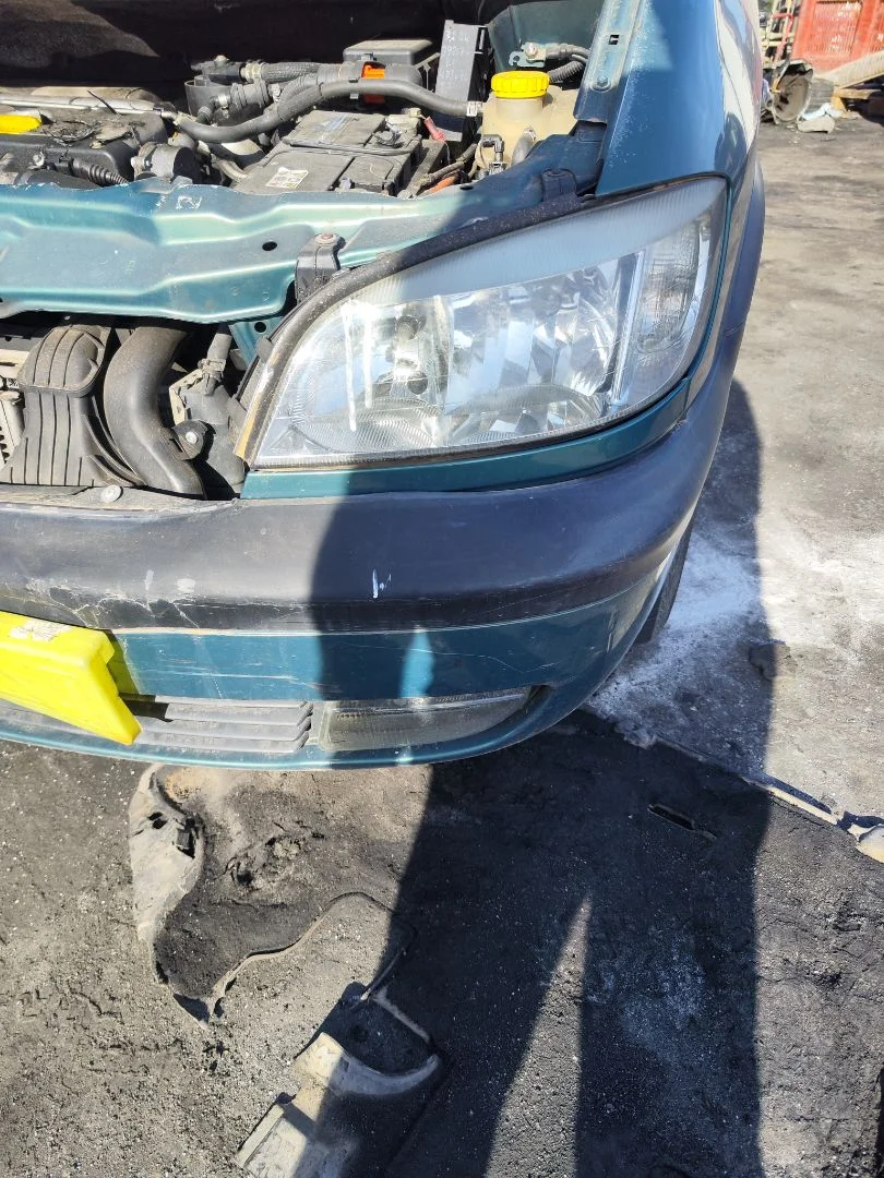 Foto de FARO IZQUIERDO OPEL ZAFIRA A 2.0 DTI (101 CV / 74 KW) referencia 9118791