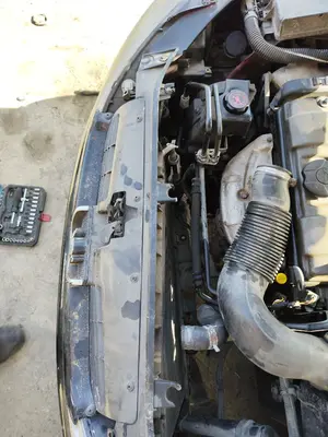 Foto de PANEL FRONTAL PEUGEOT 206 1.4  (75 CV / 55 KW)