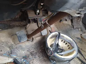 Foto de PEDAL FRENO CITROEN 2 CV 6 0.6 (A06) (29 CV / 21 KW)