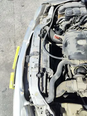 Foto de PANEL FRONTAL MERCEDES-BENZ CLASE E (BM 210) BERLINA 2.2 CDI CAT (143 CV / 105 KW)
