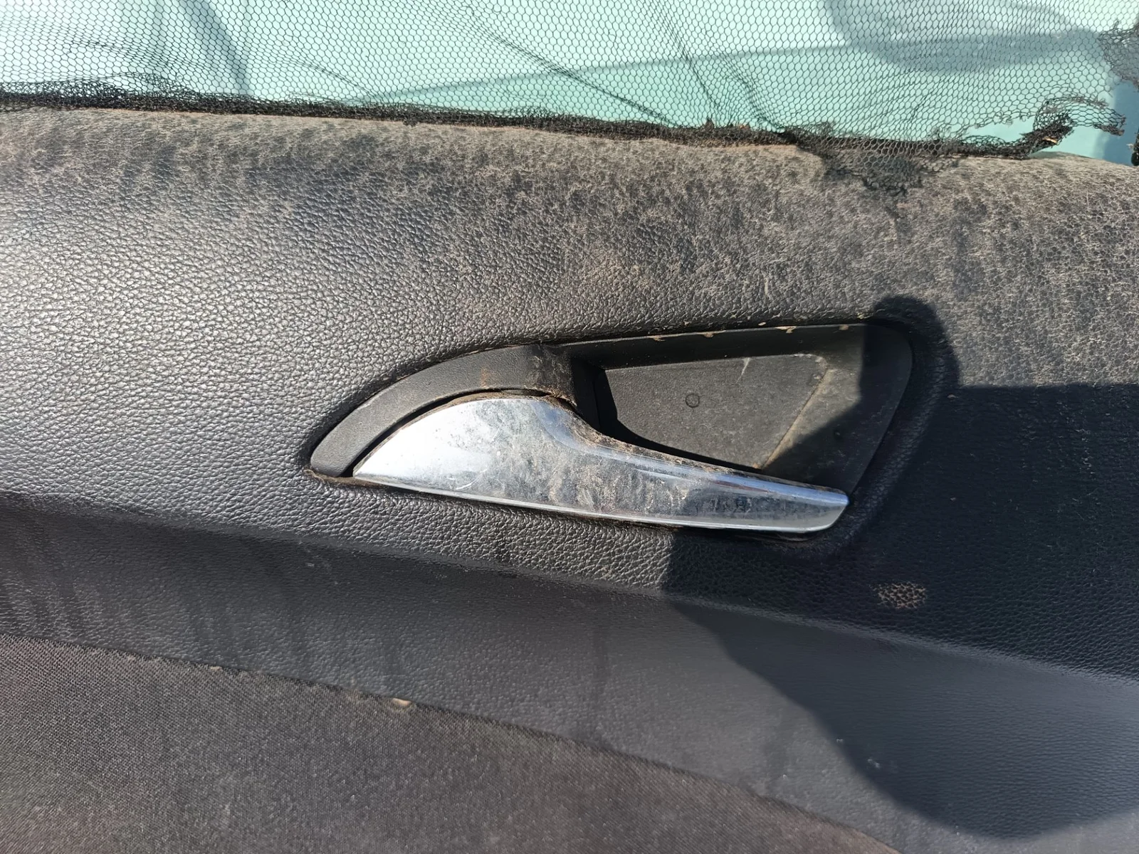 Foto de MANETA INTERIOR TRASERA IZQUIERDA OPEL ASTRA J BERLINA 5P 1.7 16V CDTI (110 CV / 81 KW)