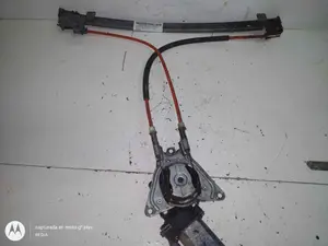Foto de ELEVALUNAS DELANTERO DERECHO PEUGEOT 106 (S2) 1.5 Diesel CAT (TUD5 / VJX) (57 CV / 42 KW) referencia 400672T5