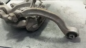 Foto de BRAZO SUSPENSION INFERIOR DELANTERO DERECHO TESLA MODEL 3 eléctrico 258 kW (cont. 153 kW) (350 CV / 258 KW) referencia 1044359-00-A foto 3