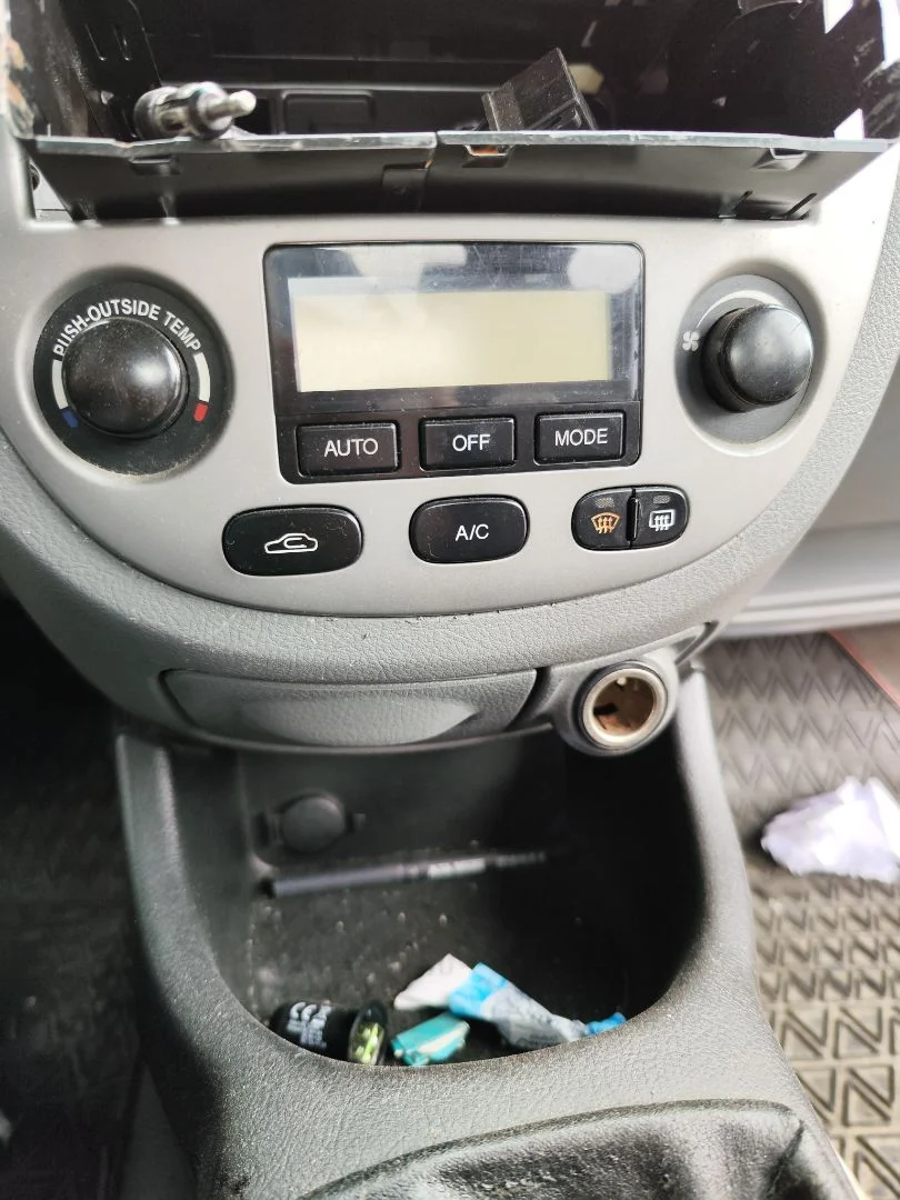 Foto de MANDO CALEFACCION / AIRE ACONDICIONADO CHEVROLET LACETTI 1.6 CAT (109 CV / 80 KW)