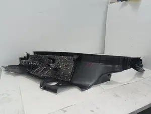Foto de MOLDURA PORSCHE MACAN (95BA) referencia 95B867768F foto 3