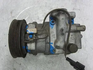Foto de COMPRESOR AIRE ACONDICIONADO CHRYSLER JEEP GR.CHEROKEE (ZJ)/(Z) 5.2 V8 CAT (211 CV / 155 KW) referencia 10PA17C foto 9