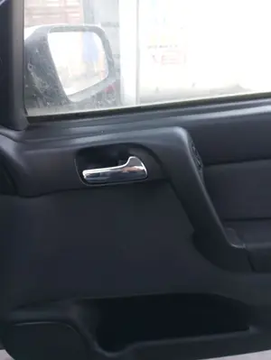 Foto de MANETA INTERIOR DELANTERA IZQUIERDA OPEL ASTRA G BERLINA 1.6 CAT (Z 16 SE / L55) (84 CV / 62 KW) referencia 9100129
