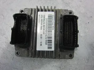 Foto de CENTRALITA MOTOR UCE OPEL MERIVA referencia 8972333707