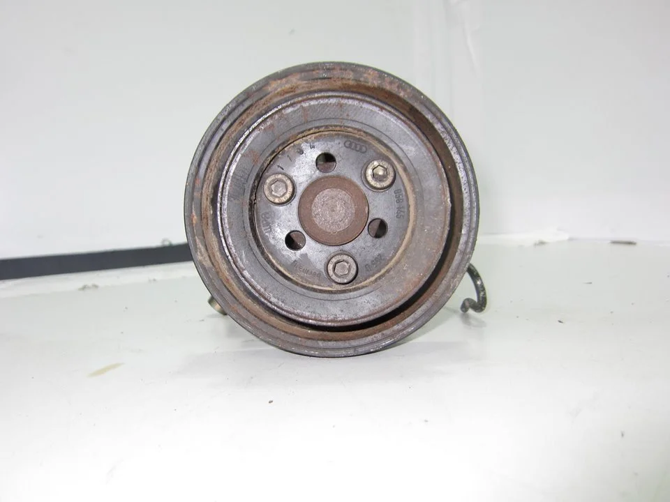 Foto de BOMBA DIRECCION AUDI A4 AVANT (B5) referencia 8D0145155 L