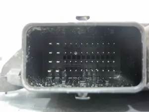 Foto de CENTRALITA MOTOR UCE FORD FOCUS BERLINA (CAP) 1.8 TDCi Turbodiesel CAT (116 CV / 85 KW) referencia 6M5112A650YA foto 6