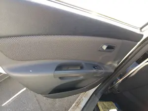 Foto de GUARNECIDO PUERTA TRASERA IZQUIERDA KIA RIO (JB) 1.5 CRDi (110 CV / 81 KW)