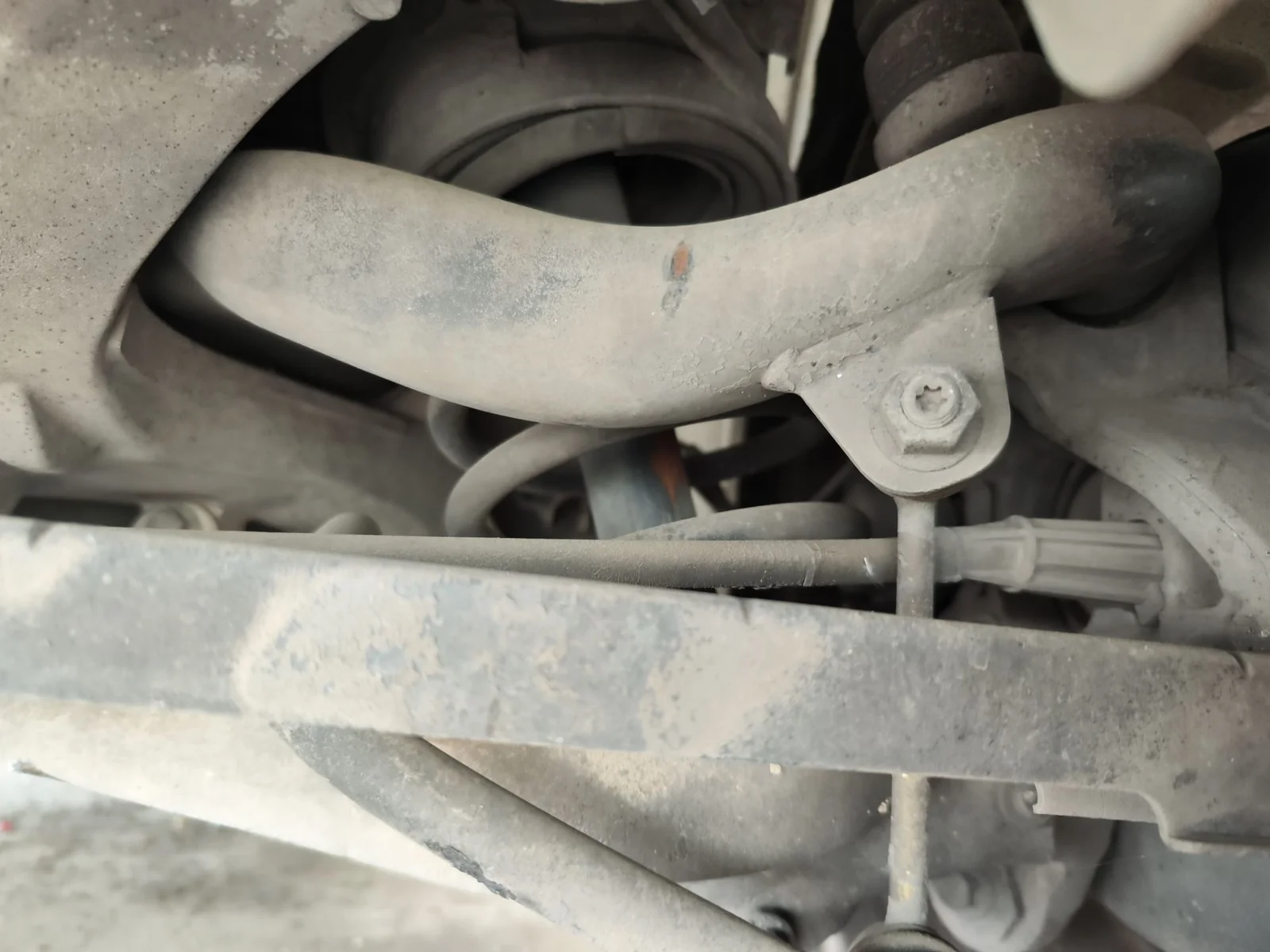 Foto de BRAZO SUSPENSION TRASERO IZQUIERDO VOLVO S80 BERLINA 2.4 Diesel (131 CV / 96 KW)