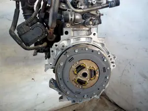 Foto de MOTOR COMPLETO TOYOTA YARIS (XP13) Híbrido 74 kW (1.5 Ltr. - 55 kW 16V) (101 CV / 74 KW) referencia X1NZ-P92 foto 8