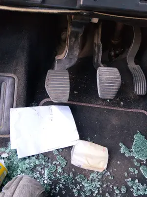 Foto de PEDAL FRENO CITROEN C4 CACTUS 1.2 12V VTi (82 CV / 60 KW) referencia 4501AV