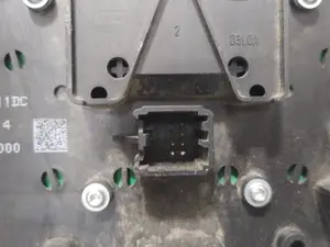 Foto de MANDO MULTIFUNCION FORD FIESTA (CNN) 1.0 EcoBoost CAT (101 CV / 74 KW) referencia AV1T18K811DC foto 4