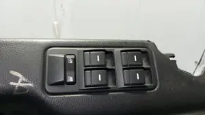 Foto de MANDO ELEVALUNAS DELANTERO IZQUIERDO LAND ROVER RANGE ROVER SPORT 2.7 Td V6 CAT (190 CV / 140 KW) referencia YUD501570PVJ