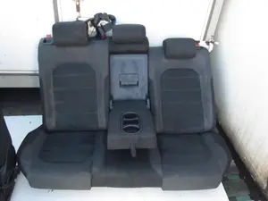 Foto de JUEGO ASIENTOS COMPLETO VOLKSWAGEN GOLF VII BERLINA (BQ1/BE2) 1.6 TDI (116 CV / 85 KW) referencia 5Q4881106Q foto 15