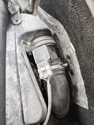Foto de CAUDALIMETRO RENAULT KANGOO I (F/KC0) 1.9 dCi Diesel CAT (84 CV / 62 KW)