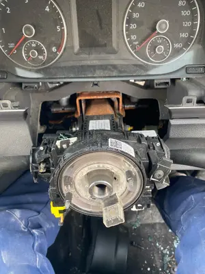 Foto de MANDO MULTIFUNCION VOLKSWAGEN TOURAN (1T3) 1.6 TDI DPF (105 CV / 77 KW) referencia 5K0953507BC foto 2