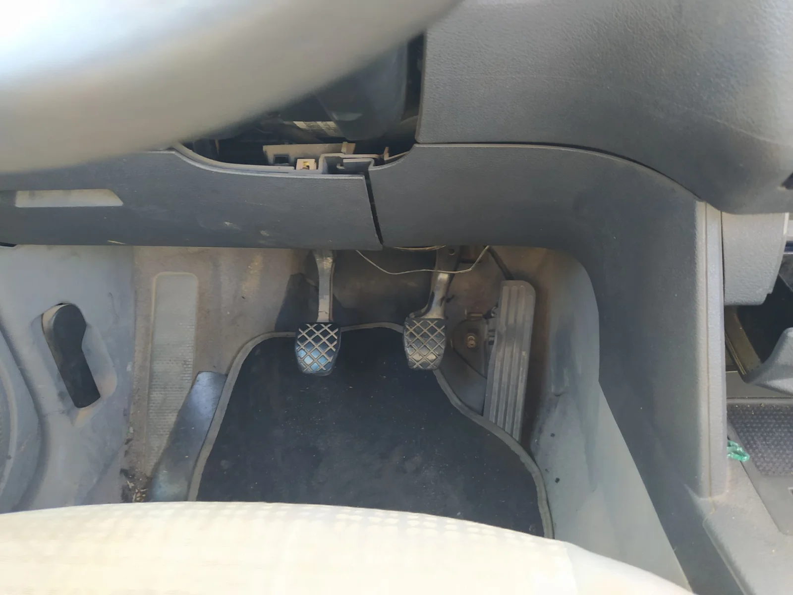 Foto de PEDAL FRENO VOLKSWAGEN CADDY (2K)(02.2004) 1.9 TDI (BSU) (75 CV / 55 KW)