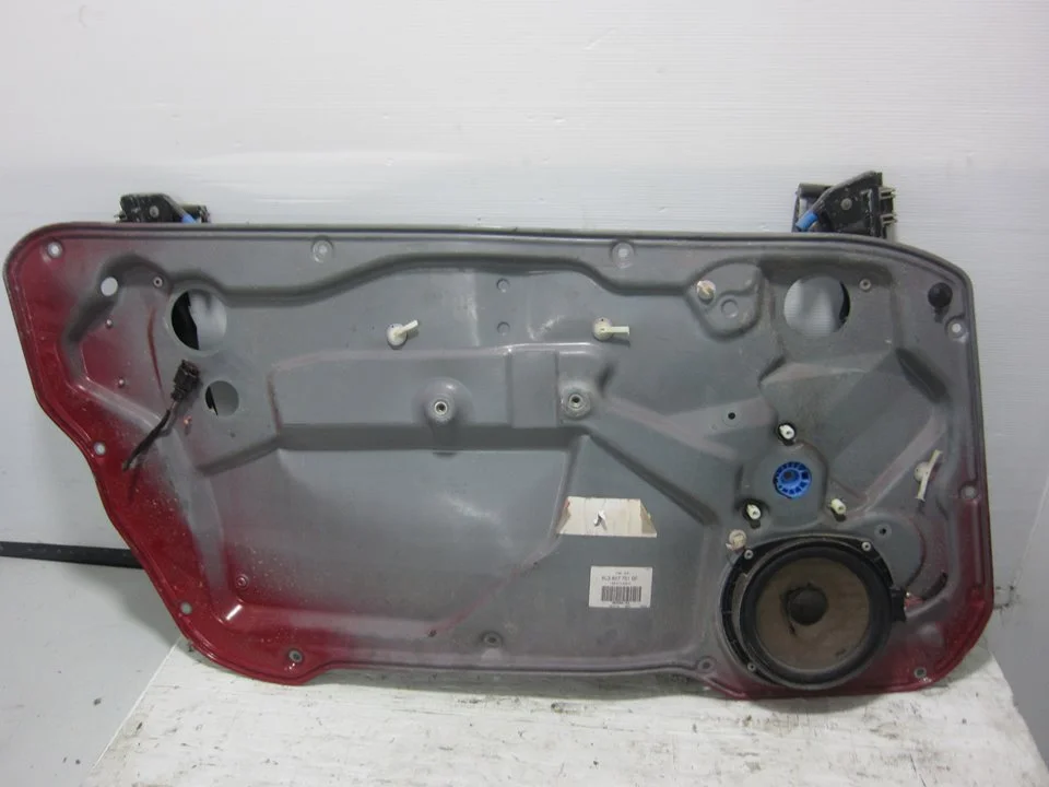 Foto de ELEVALUNAS DELANTERO IZQUIERDO SEAT IBIZA (6L1) 1.4 16V (75 CV / 55 KW) referencia 6L3837751BF
