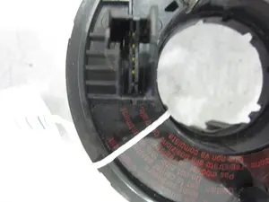 Foto de ANILLO AIRBAG AUDI A3 (8L) 1.8 20V Turbo (150 CV / 110 KW) referencia 1J0959653B foto 3