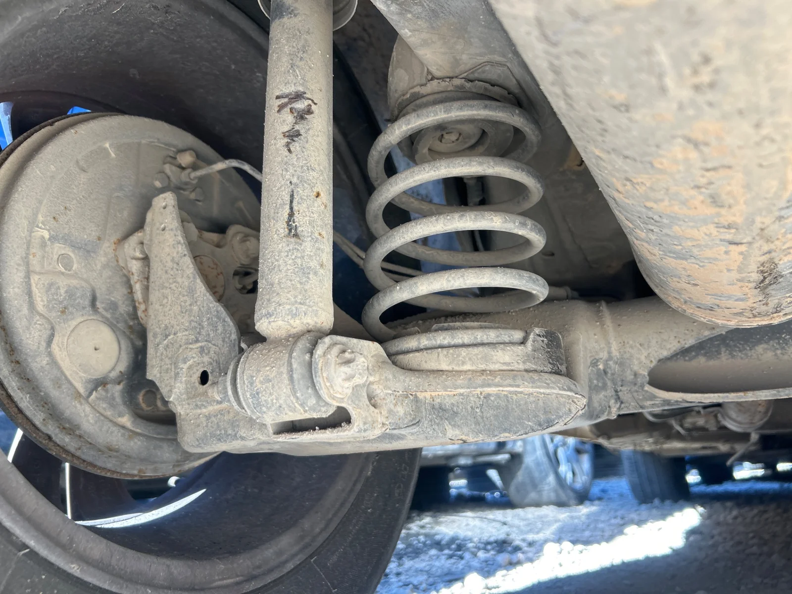 Foto de MANGUETA TRASERA IZQUIERDA OPEL CORSA D 1.3 16V CDTI (75 CV / 55 KW)