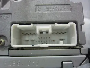 Foto de SISTEMA AUDIO / RADIO CD MAZDA 6 BERLINA (GG) 2.0 Diesel CAT (136 CV / 100 KW) referencia FF011068B foto 2