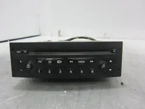 Foto de SISTEMA AUDIO / RADIO CD PEUGEOT 307 BREAK / SW (S1)(04.2002) 2.0 HDi FAP CAT (107 CV / 79 KW) referencia 96489417XT foto 1