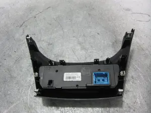 Foto de MANDO CALEFACCION / AIRE ACONDICIONADO PEUGEOT 208 1.2 12V e-VTi / PureTech (81 CV / 60 KW) referencia 98195706XU foto 3