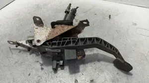 Foto de PEDAL EMBRAGUE FORD FOCUS BERLINA (CEW) 1.0 EcoBoost CAT (125 CV / 92 KW) referencia BV617B633GG foto 3