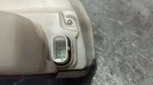 Foto de CERRADURA PUERTA TRASERA DERECHA TESLA MODEL 3 eléctrico 258 kW (cont. 153 kW) (350 CV / 258 KW) referencia 1500675-00-A foto 2