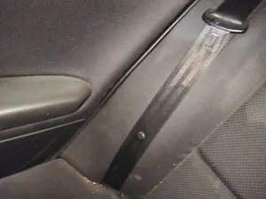 Foto de CERRADURA PUERTA TRASERA DERECHA AUDI A4 BERLINA (8E)