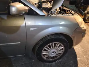 Foto de ALETA DELANTERA DERECHA RENAULT SCENIC II (JM)
