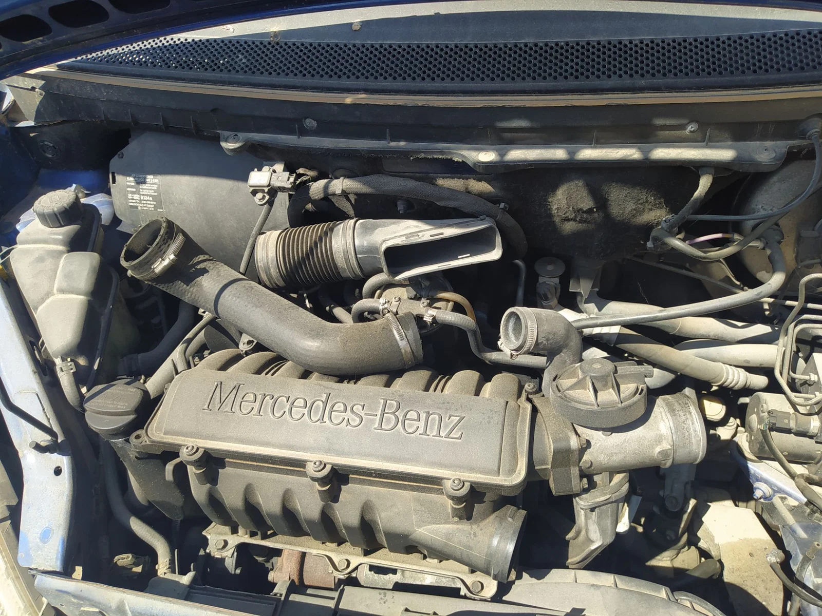 Foto de COMPRESOR AIRE ACONDICIONADO MERCEDES-BENZ CLASE A (BM 168) 1.7 CDI Diesel CAT (90 CV / 66 KW) referencia A0002309411