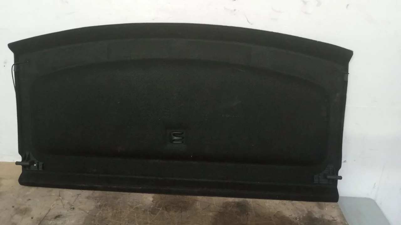 Foto de BANDEJA TRASERA VOLKSWAGEN GOLF V (1K1)(10.2003) 1.9 TDI (90 CV / 66 KW) referencia 1K6863534
