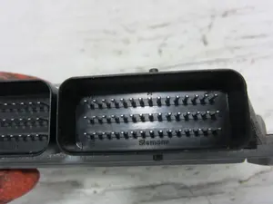 Foto de CENTRALITA MOTOR UCE DACIA LOGAN 1 1.4 CAT (75 CV / 55 KW) referencia 82000483732 foto 5