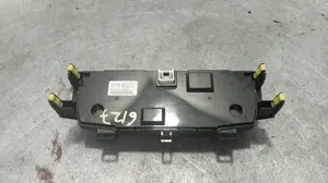 Foto de MANDO CALEFACCION / AIRE ACONDICIONADO TOYOTA VERSO (AUR2/ZGR2) 1.6 D-4D CAT (112 CV / 82 KW) referencia 559000F111 foto 2