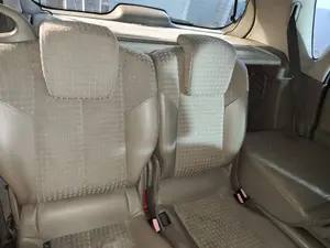 Foto de ASIENTO TRASERO MEDIO RENAULT SCENIC II (JM) 1.9 dCi Diesel (120 CV / 88 KW)