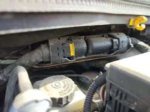 Foto de CENTRALITA MOTOR UCE OPEL CORSA D 1.3 16V CDTI (75 CV / 55 KW) referencia 55568385