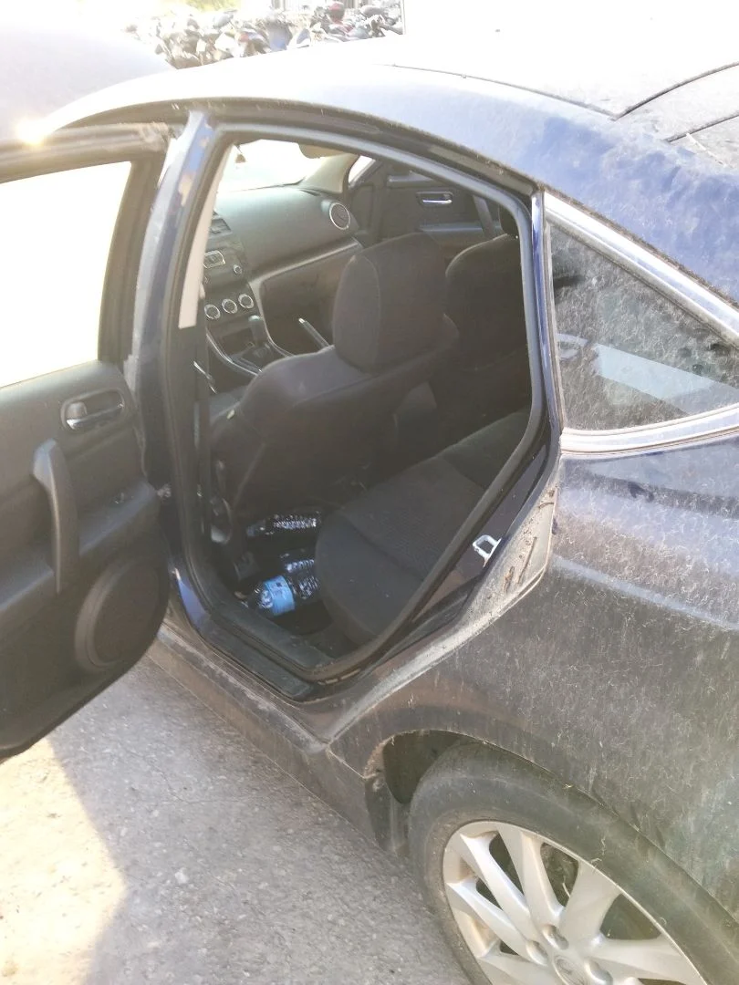Foto de GOMAS CONTORNO PUERTA MAZDA 6 BERLINA (GH) 2.2 Turbodiesel CAT (163 CV / 120 KW)