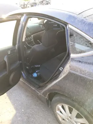 Foto de GOMAS CONTORNO PUERTA MAZDA 6 BERLINA (GH) 2.2 Turbodiesel CAT (163 CV / 120 KW)