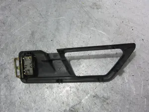 Foto de MANDO ELEVALUNAS TRASERO IZQUIERDO MERCEDES-BENZ CLASE 124 (BM 124) BERLINA 3.0 CAT (180 CV / 132 KW) referencia 1248209310KZ foto 4