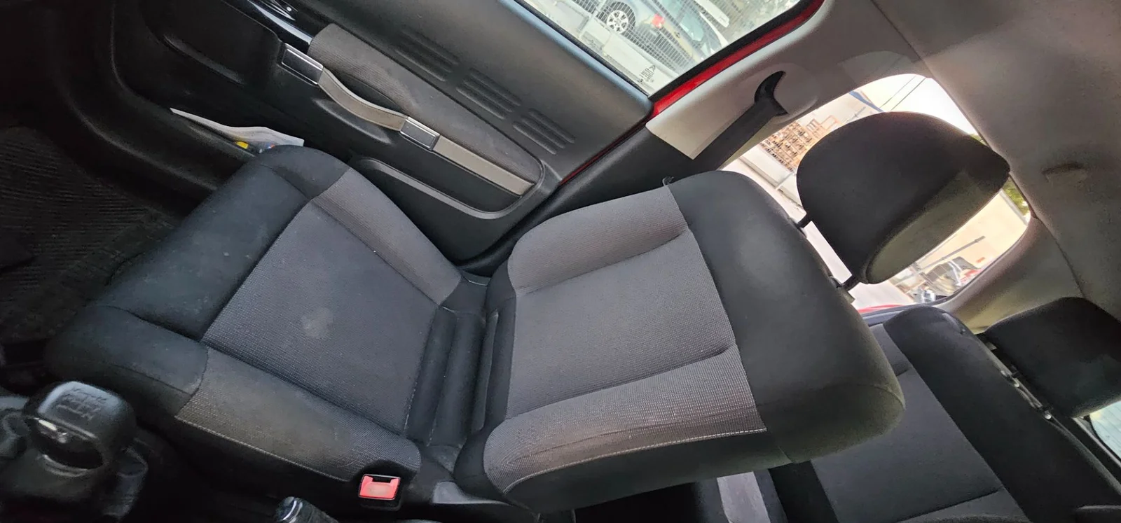 Foto de ASIENTO DELANTERO DERECHO CITROEN C4 CACTUS 1.2 12V VTi (82 CV / 60 KW)